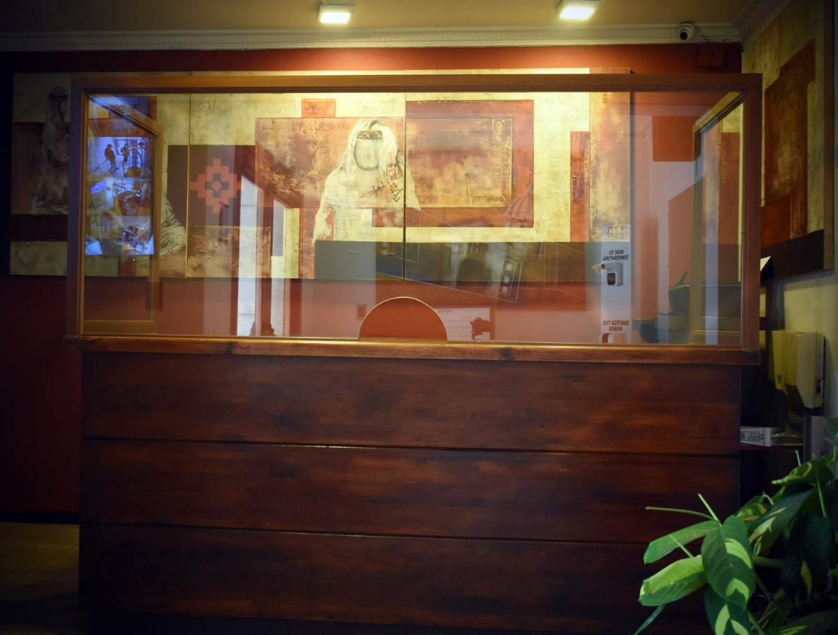 Doria Hotel *